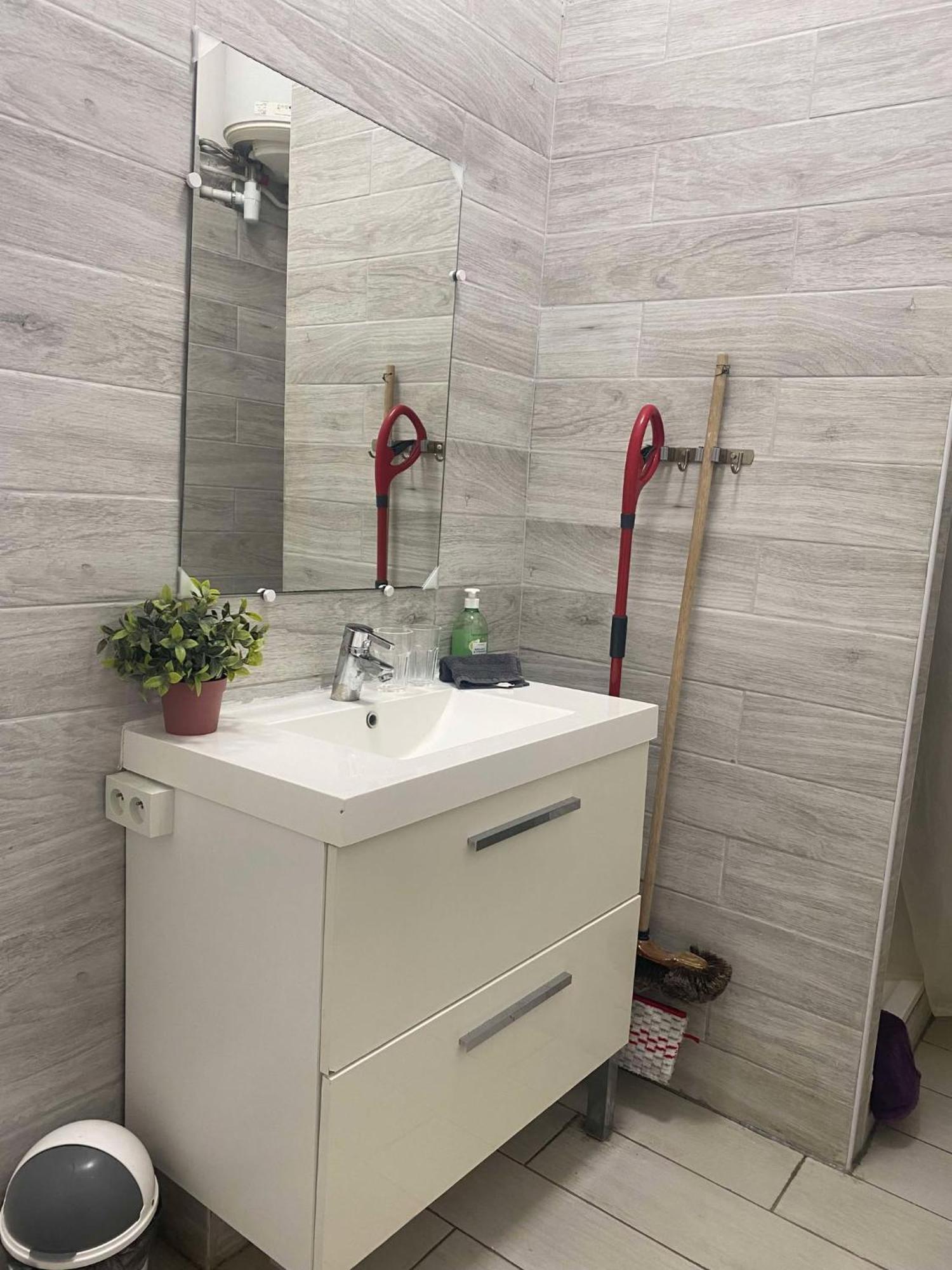 Joli T2 Refait A Neuf, Lumineux Et Accessible Apartment มาร์กเซย ภายนอก รูปภาพ